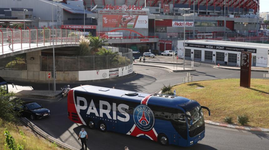 PSG'li 3 futbolcuda daha Kovid-19 tespit edildi