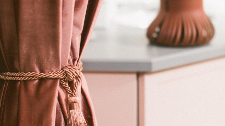 Eski perdeleri sakın &ccedil;&ouml;pe atmayın! Bu dekorasyon fikirlerine bayılacaksınız...