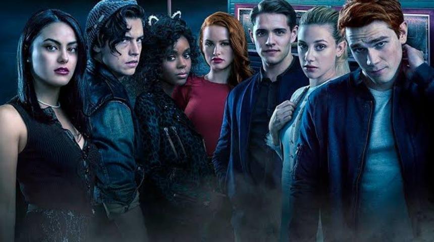 Gizem dolu bir gençlik hikayesi: Riverdale konusu ve oyuncuları