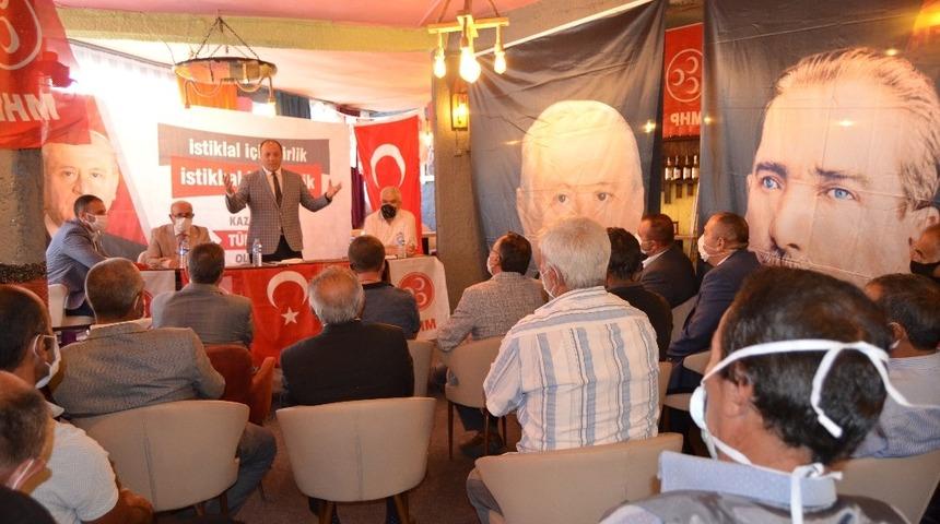 MHP Hınıs ve Uzundere il&ccedil;e kongreleri yapıldı