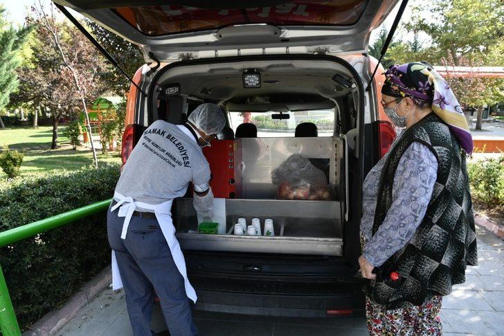 Mamak Belediyesinden vatandaşlara sıcacık ikram G3