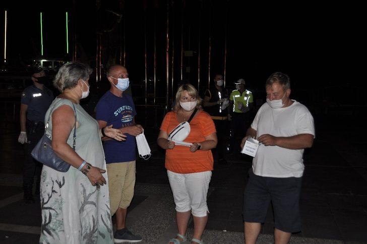 Marmaris’te pandemi seferberliğine yabancı turistler de katıldı G3