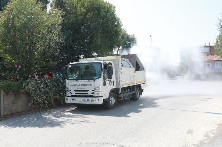 Adapzarı’nda sokak ve parklar dezenfekte ediliyor G2