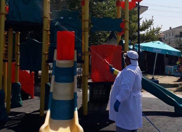 Adapzarı’nda sokak ve parklar dezenfekte ediliyor G4