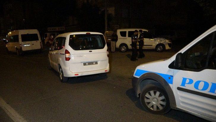 Çaldığı aracın el frenini indirmeyi unutan hırsız balataları yaktı G1