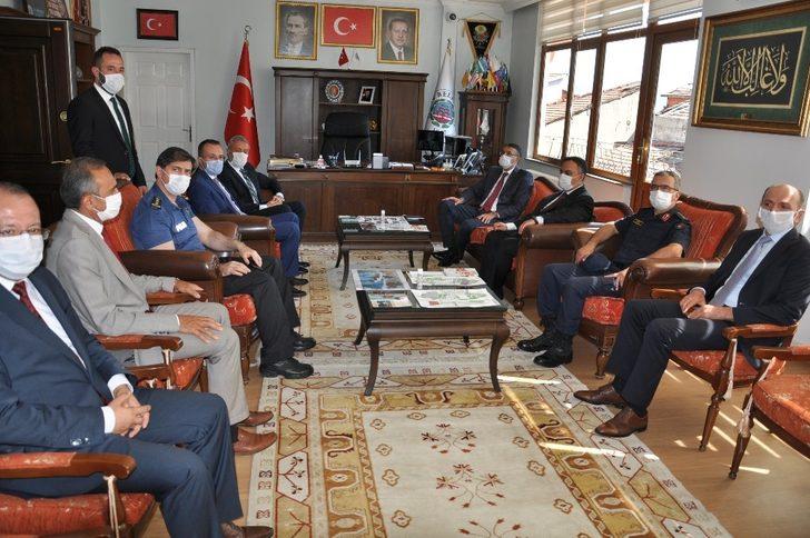 Vali Çelik’ten Simav’ı ziyaret etti G3