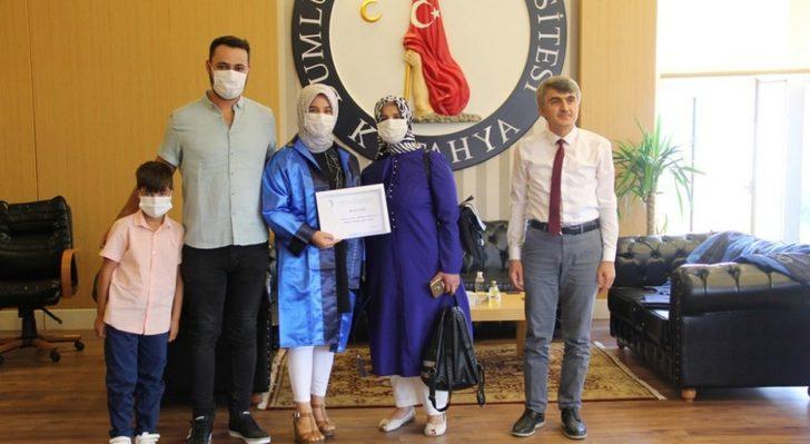 DPÜ’nün 3 fakültesinde mezuniyet sevinci G2