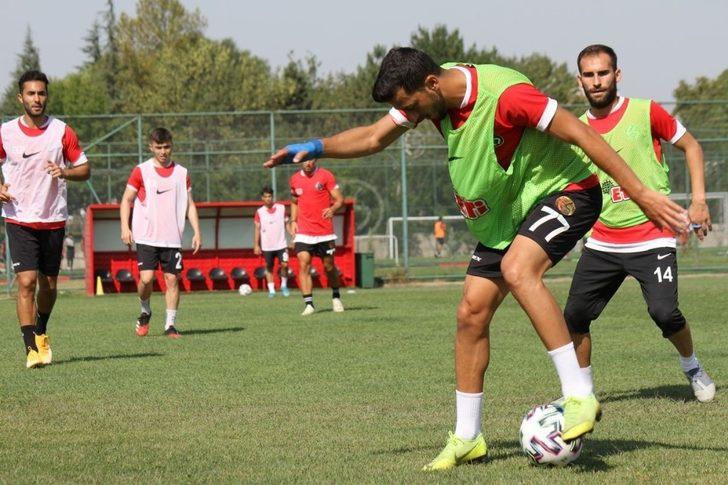 EsEs kuvvet, çabukluk ve pas çalıştı G5