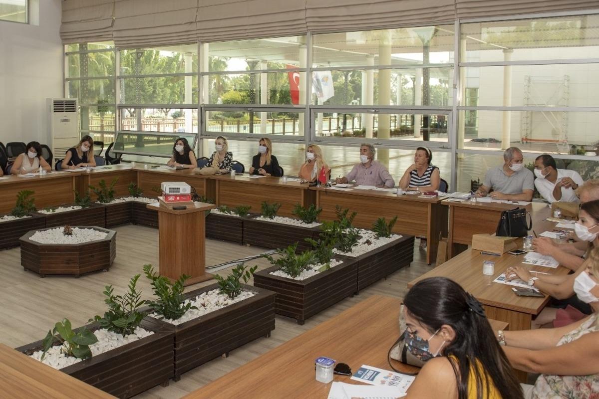 Mersin Kent Konseyi, pandemi s&uuml;recinde kadına şiddetteki artışa dikkat &ccedil;ekti