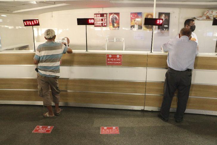 65 yaş üstüne özel vezne G1