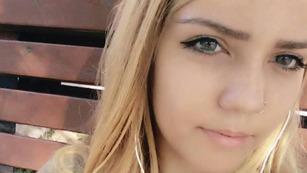 Park halindeki otomobile silahlı saldırı! 19 yaşındaki Rabia &Ccedil;er&ccedil;i hayatını kaybetti