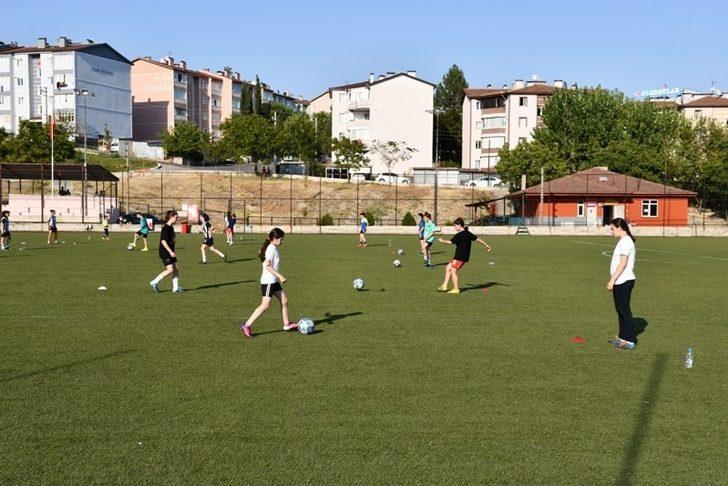 Karabük’te "güçlü kızlar" ilk antrenmanını yaptı G1