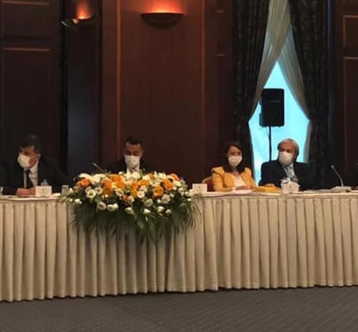 Başkanlar, yerel y&ouml;netimler proje değerlendirme toplantısına katıldı