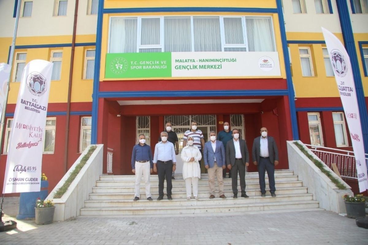 G&uuml;der&rsquo;den hizmet bilinci vurgusu