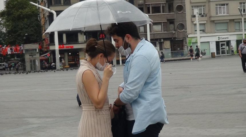 Meteoroloji'den son hava durumu tahminleri: 15 il için kuvvetli yağış ve fırtına uyarısı 