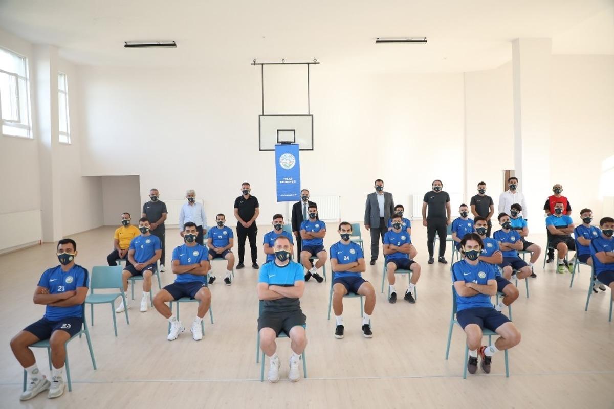 Talasg&uuml;c&uuml; Belediyespor&rsquo;da hedef şampiyonluk