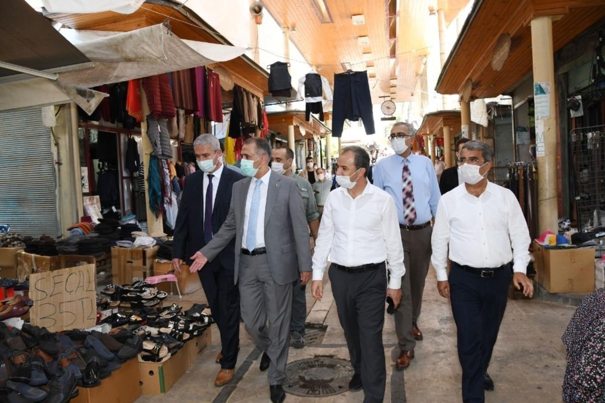 Vali &Ccedil;uhadar denetimlere katıldı