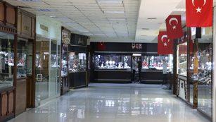 Sosyal medyaya d&uuml;şen asılsız ses kaydı 300 esnafı mağdur etti