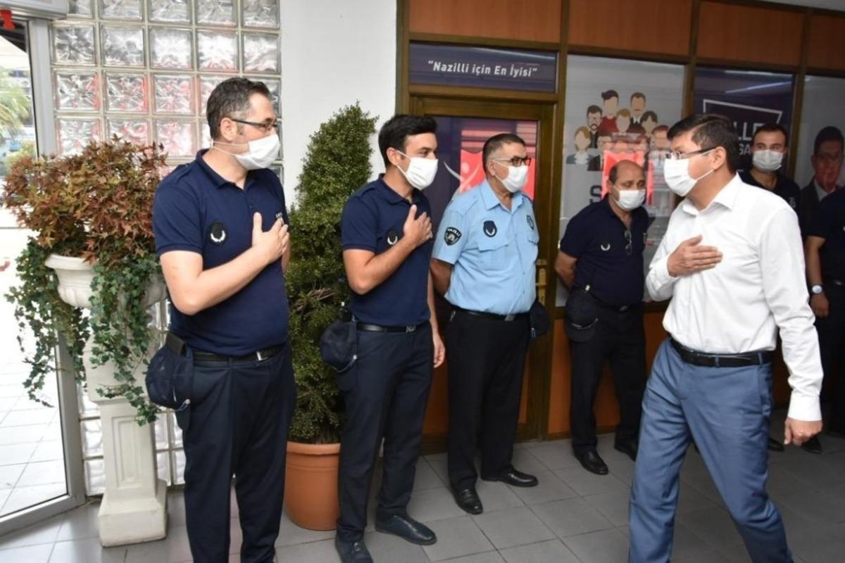 Başkan &Ouml;zcan zabıta personelini unutmadı