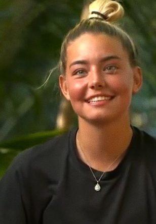 'Bikinili fotoğraf paylaştım diye...'