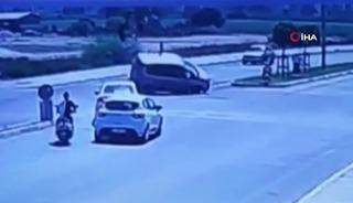 Polisler &ouml;l&uuml;mden d&ouml;nd&uuml;! Dehşete d&uuml;ş&uuml;ren anlar kamerada