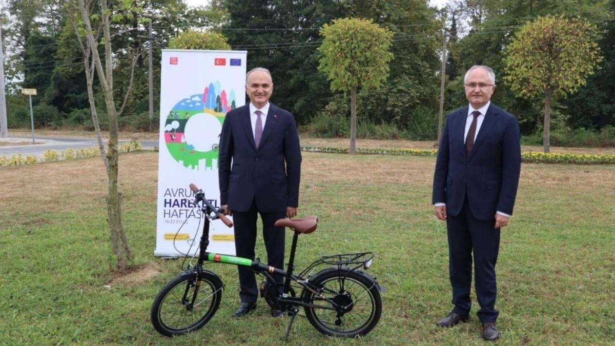 Başkan Faruk &Ouml;zl&uuml; "D&uuml;zce bisiklet şehir olacak"