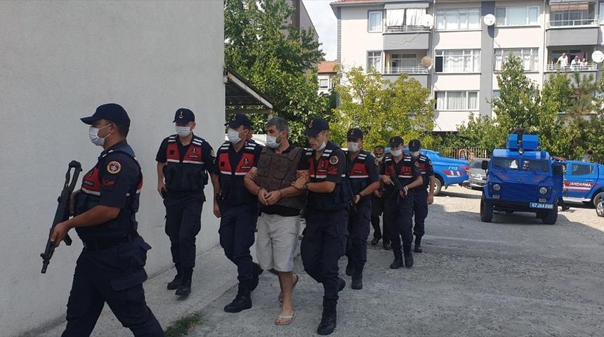 G&Uuml;NCELLEME - Zonguldak'ta iki kişinin &ouml;ld&uuml;r&uuml;l&uuml;p toprağa g&ouml;m&uuml;lmesine ilişkin g&ouml;zaltına alınan 3 zanlı tutuklandı