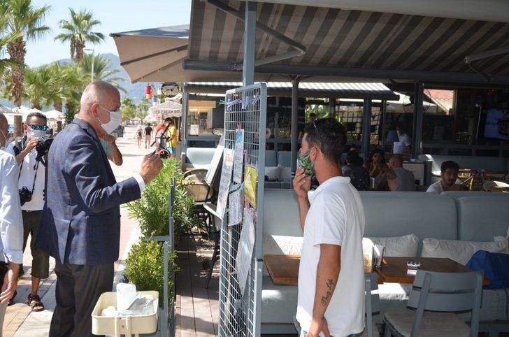 Marmaris Kaymakamı Ertuğ Şevket Aksoy maske denetimi yaptı G4