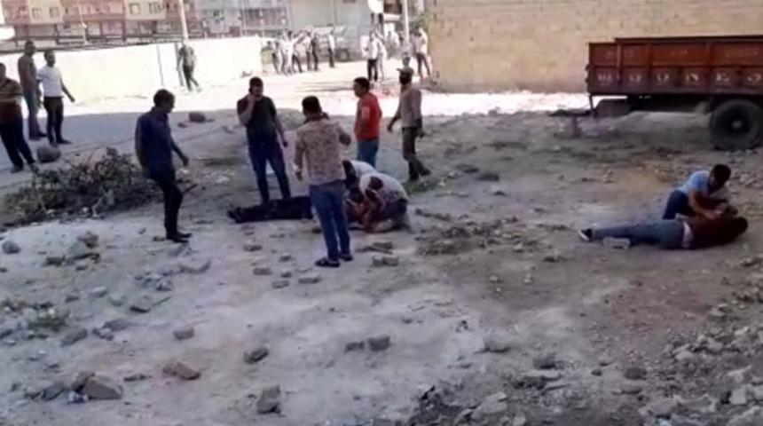 Şanlıurfa'da iki aile arasında silahlı kavga: 2 &ouml;l&uuml;, 4 yaralı