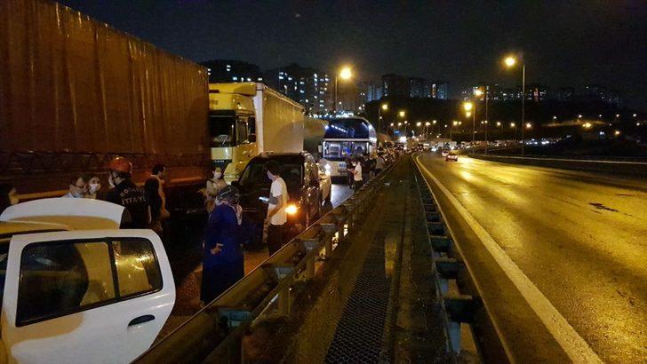 GÜNCELLEME 2 - Anadolu Otoyolu'nda zincirleme trafik kazası G3