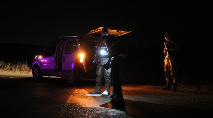 Define ararken kullandıkları dinamit patladı: 1 &ouml;l&uuml;, 1 yaralı