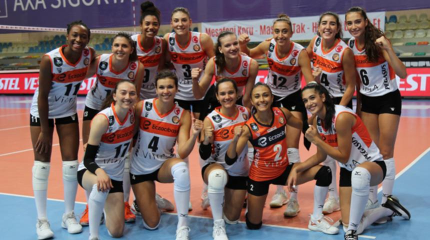 Eczacıbaşı VitrA kupaya galibiyetle başladı