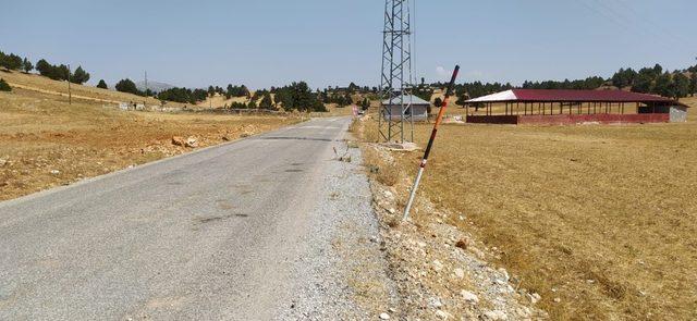 Kahramanmaraş’ta trafik levhaları yenileniyor