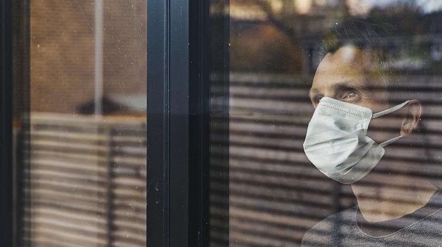 Araştırma: Koronavir&uuml;s testleri &ouml;l&uuml; vir&uuml;sleri tespit ederek hatalı pozitif sonu&ccedil;lar verebilir