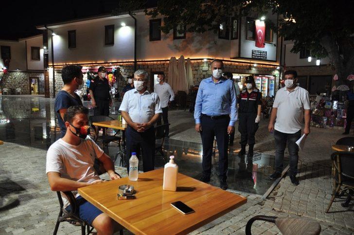 Kaymakam Yiğit’den Covid-19 denetimi G4