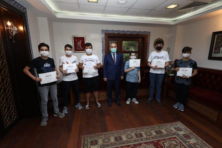 Bursa’nın dahi çocukları G1