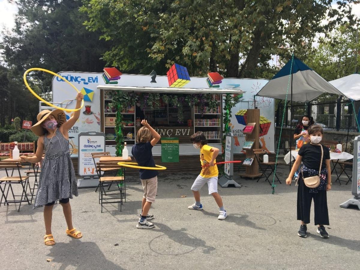 Esenler&rsquo;de &ouml;d&uuml;n&ccedil; alıp verme geleneği s&uuml;rd&uuml;r&uuml;l&uuml;yor