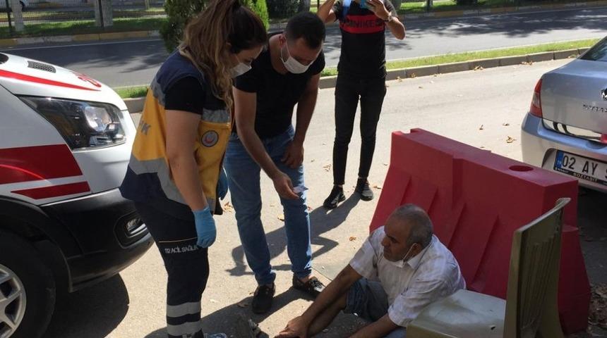 Elektrikli bisiklet kazasında s&uuml;r&uuml;c&uuml; yaralandı