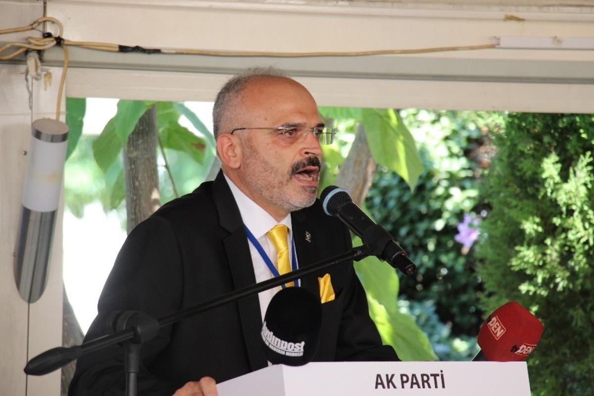 AK Parti Efeler İl&ccedil;e Kongresi ger&ccedil;ekleştirildi