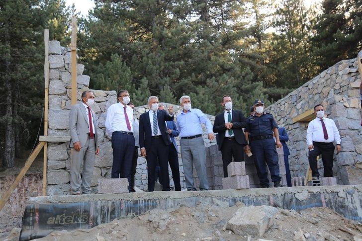 Vali Çelik, Gölcük Yaylası’na hayran kaldı G2