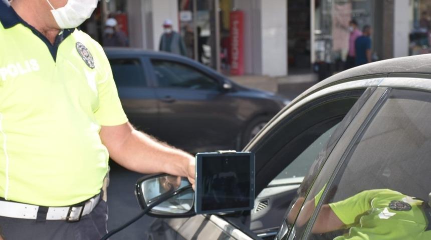 Emniyet kemeri takmayan sürücülere ceza yerine eğitim verildi