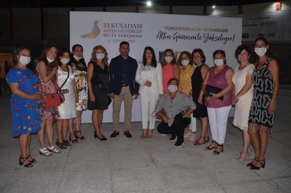 Altın G&uuml;vercin. Ferhat G&ouml;&ccedil;er konseriyle start aldı