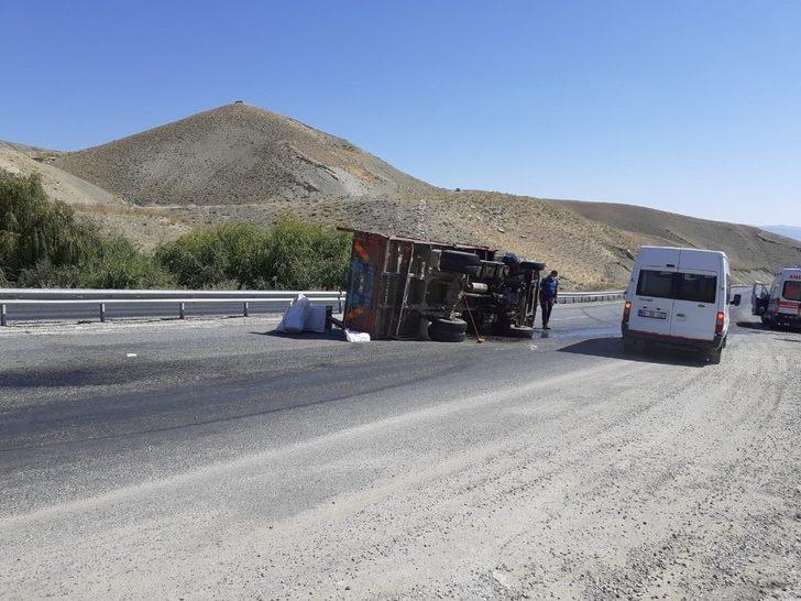 Van’da trafik kazası: 2 yaralı G3