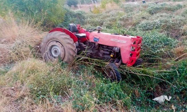 Köşk’te kamyonet traktöre çarptı: 1 kişi yaralandı