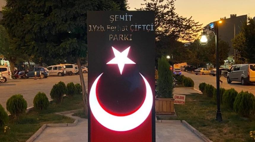 Şehit Y&uuml;zbaşı Ferhat &Ccedil;ift&ccedil;i&rsquo;nin adı Kağızman&rsquo;da parka verildi