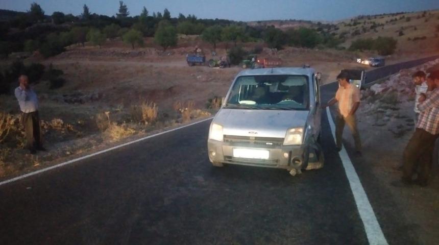 Hafif ticari ara&ccedil; ile minib&uuml;s &ccedil;arpıştı