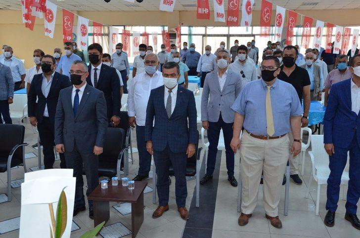 Kırkağaç MHP’de Halil Boğaz güven tazeledi G2