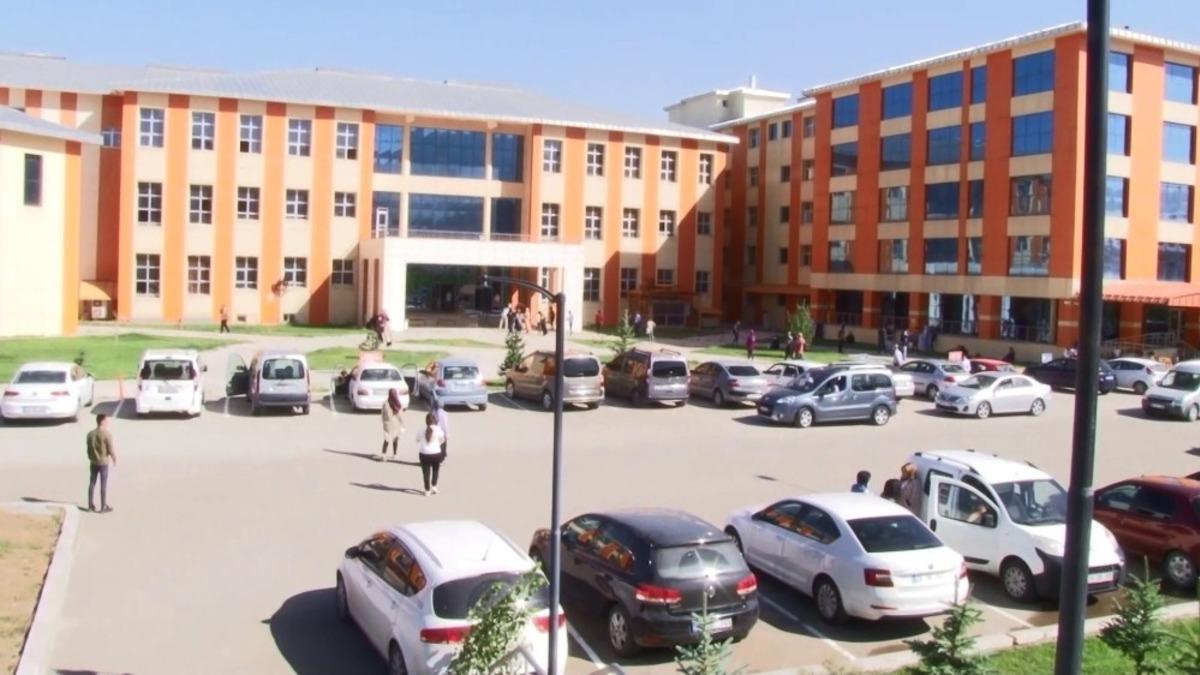 Erzurum&rsquo;da KPSS sınavı korona vir&uuml;s &ouml;nlemleriyle başladı