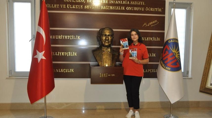 GKV&rsquo;li Leyla Aky&uuml;z&rsquo;&uuml;n ilk kitabı okurlarıyla buluştu