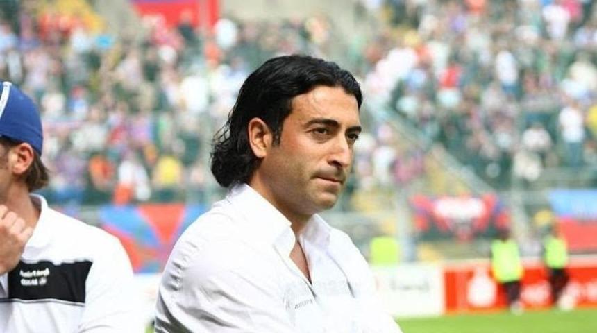 Başkan H&uuml;rriyet&rsquo;ten, Almanya&rsquo;ya Kocaelispor hediyesi